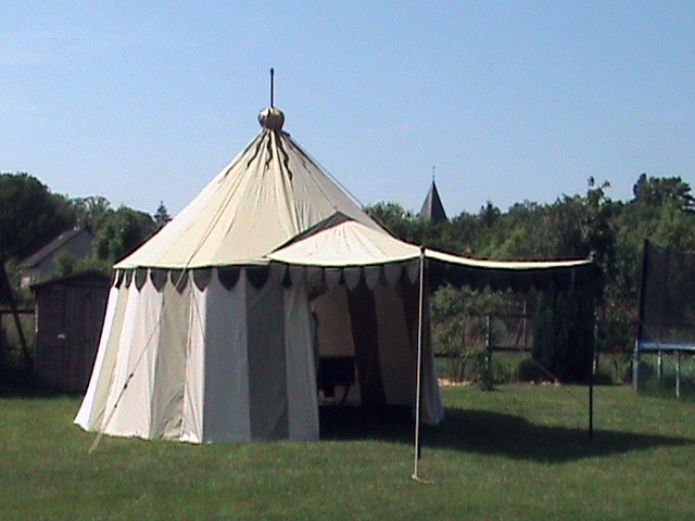 Drachenschwinge-Zelt
